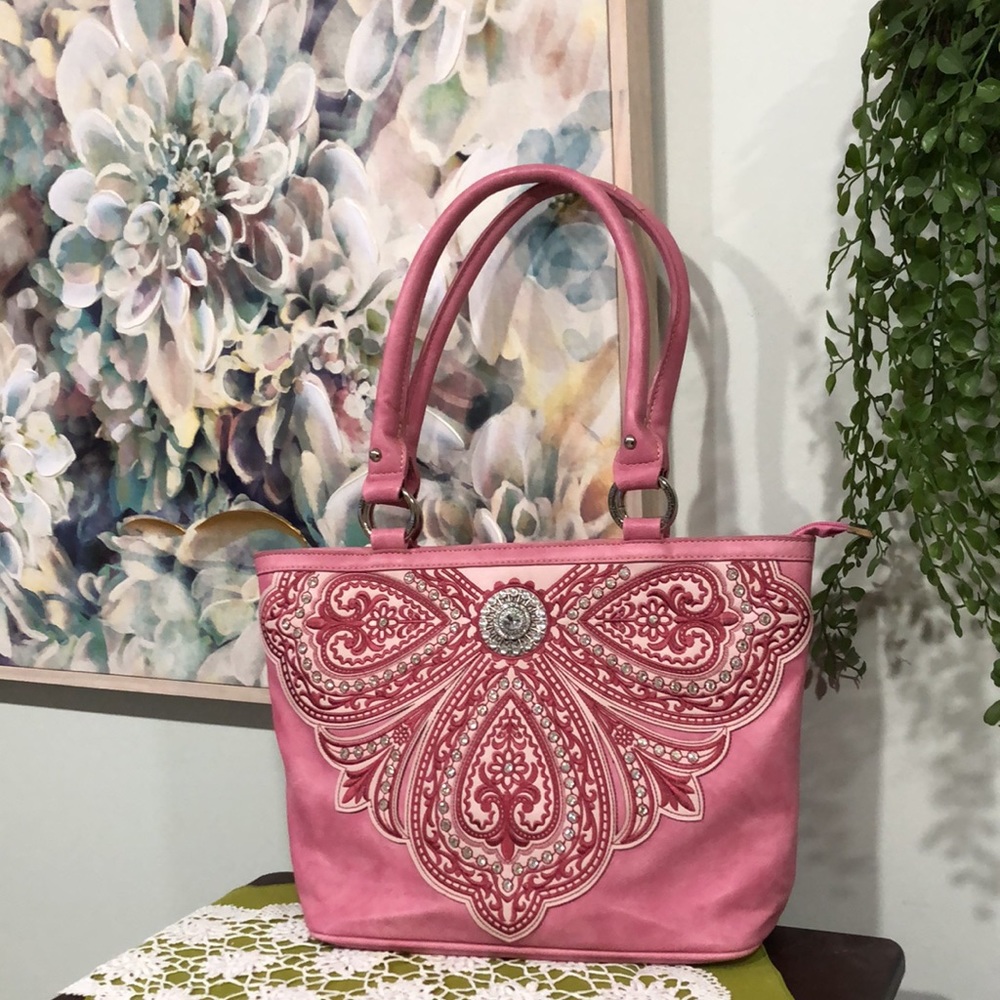 NWOT Montana West pistol bag